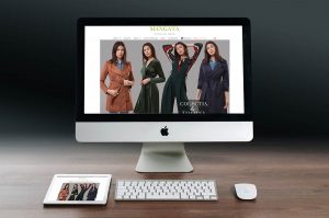 Realizare Site de Prezentare cu Magazin Online Rochii Elegante | Web Design si Fotografie de Produs si Imagine Magazin Online Mangata Constanta